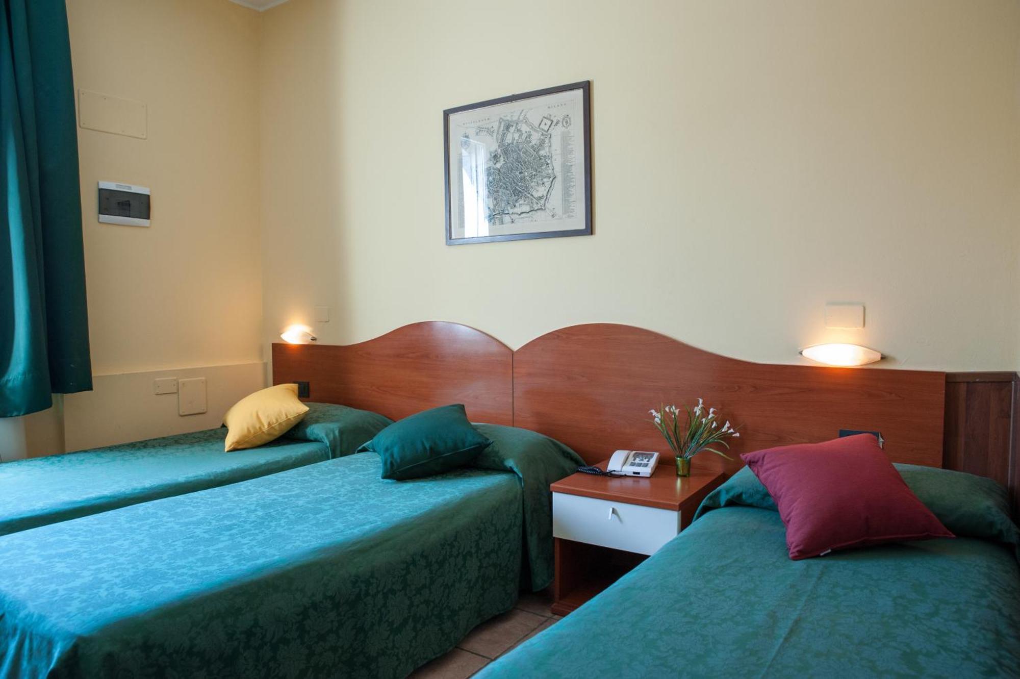 Camera Matrimoniale con Letto Supplementare